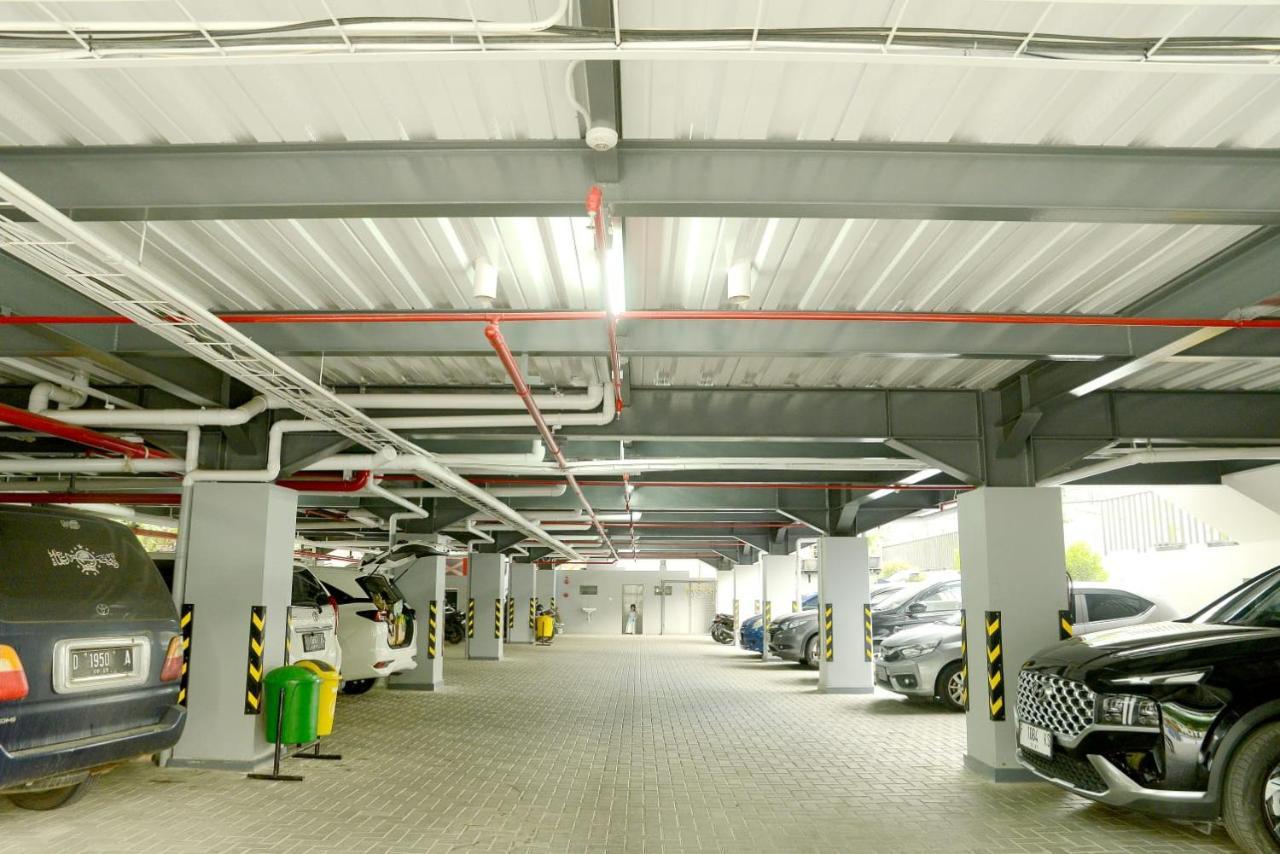 Front One Hotel Pasir Koja Μπαντούνγκ Εξωτερικό φωτογραφία